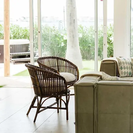 Willa Maluhia Frente Al Mar Y Jacuzzi, Corralejo